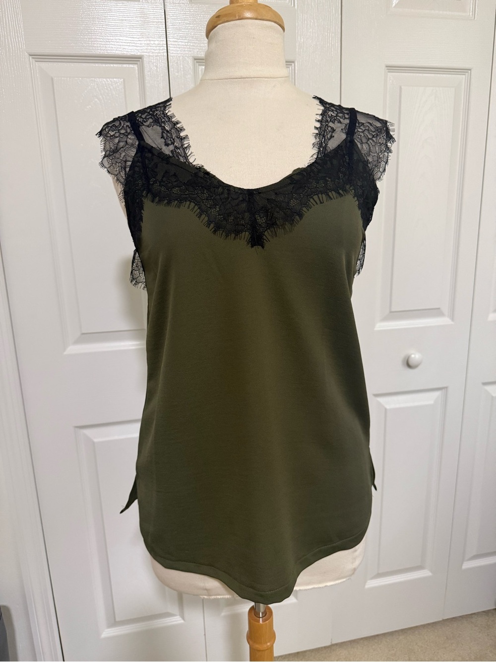 Olive Green Lace Trim Sleeveless Cami Top